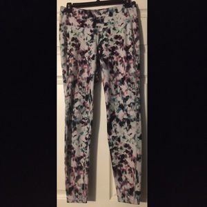 Old Navy Active Fitted Go-Dry Leggings